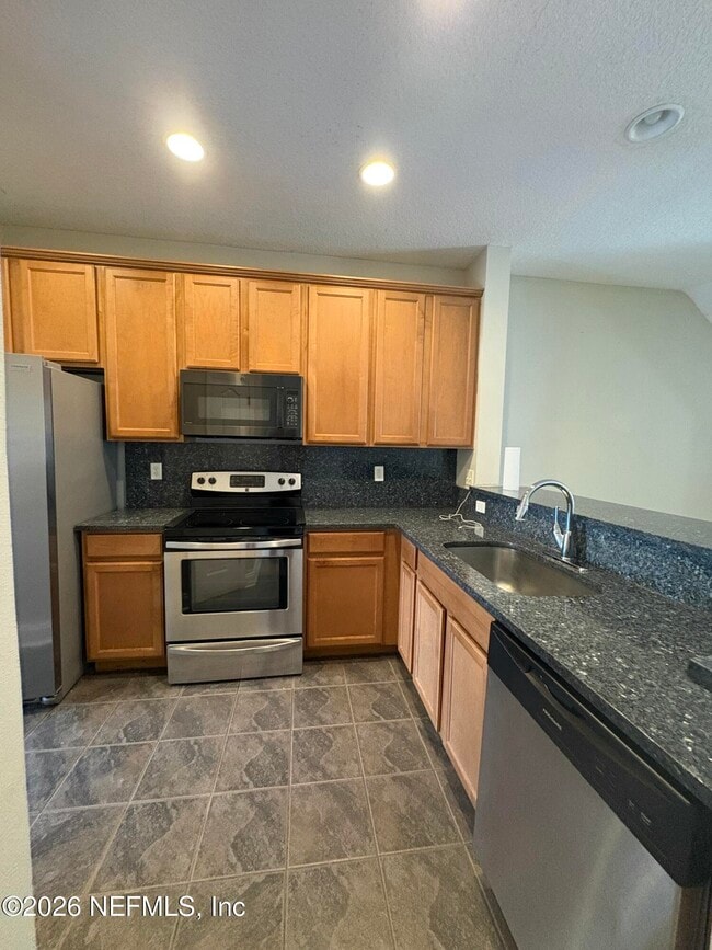 Building Photo - 12289 Black Walnut Ct