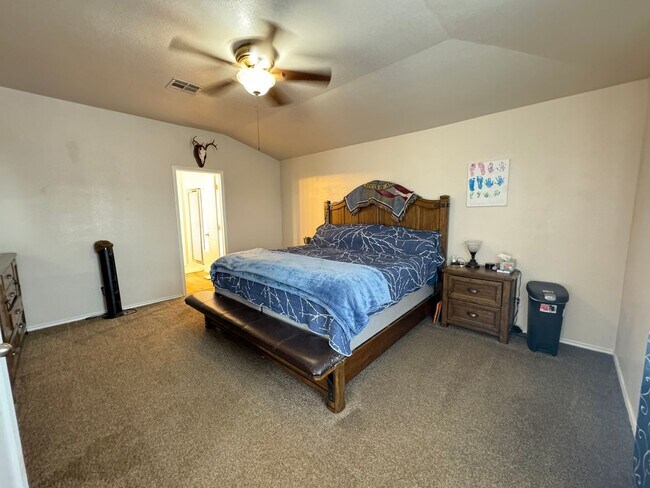 Building Photo - 4-Bedroom House for Rent in Killeen
