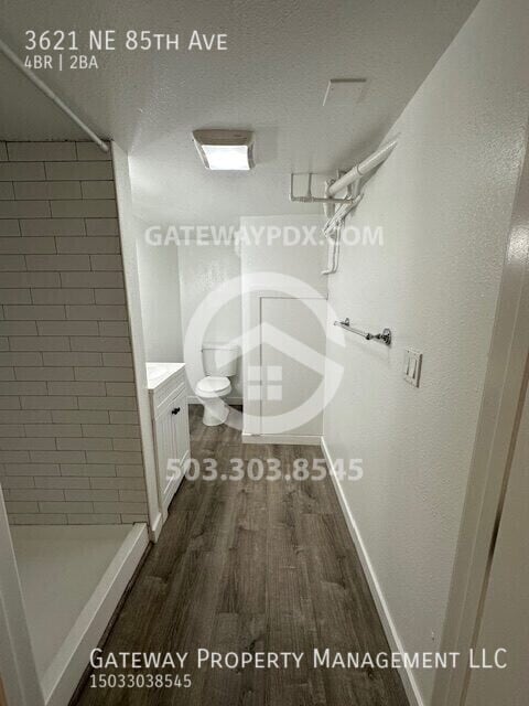 Building Photo - 3621 NE 85th Ave
