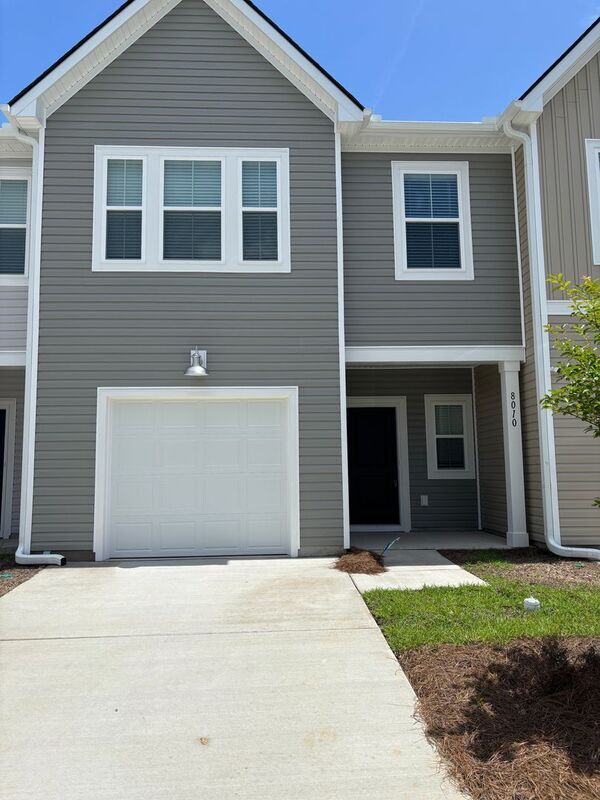 Building Photo - 8010 Triggerfish Wy
