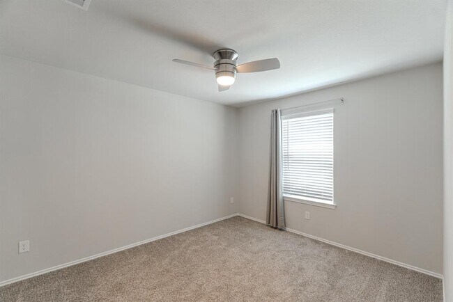 Building Photo - 9327 Colonial Bent Pl