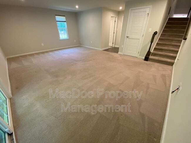 Building Photo - 9730 Cedarmass Cir