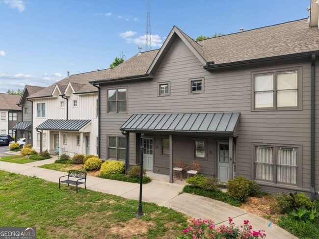 Building Photo - 1516 Howell Mill Rd NW
