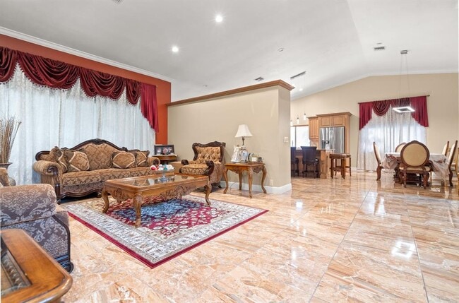 Building Photo - 6585 NW 46th St