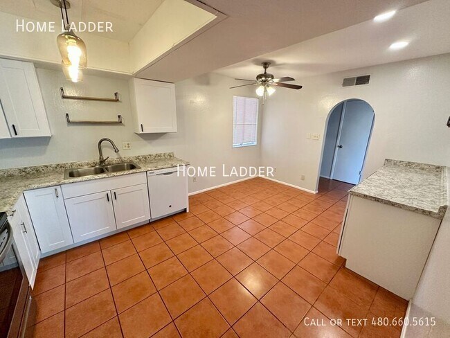 Building Photo - 17445 N 16th Ln