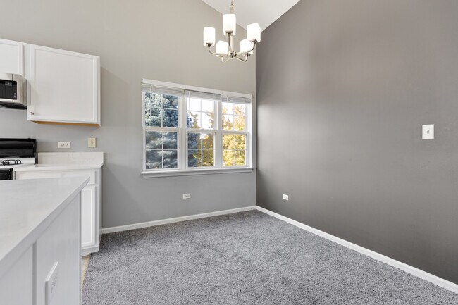 Building Photo - 2211 Waterleaf Ct