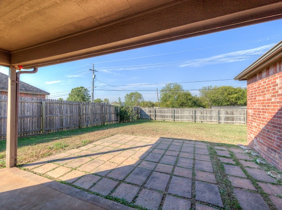 Building Photo - 10826 N 98th E Ave