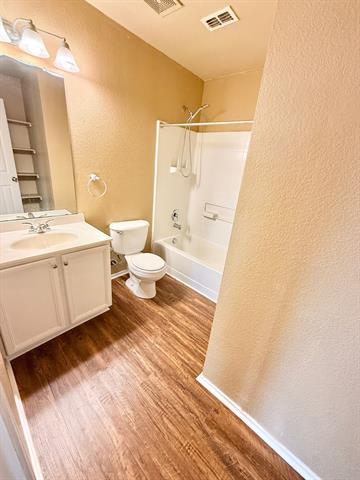Building Photo - 1440 Water Lily Dr