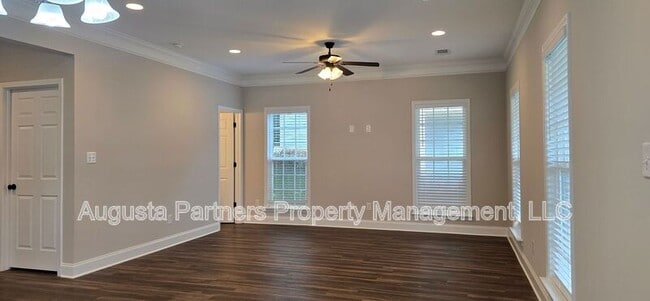 Building Photo - 1706 Verdery St