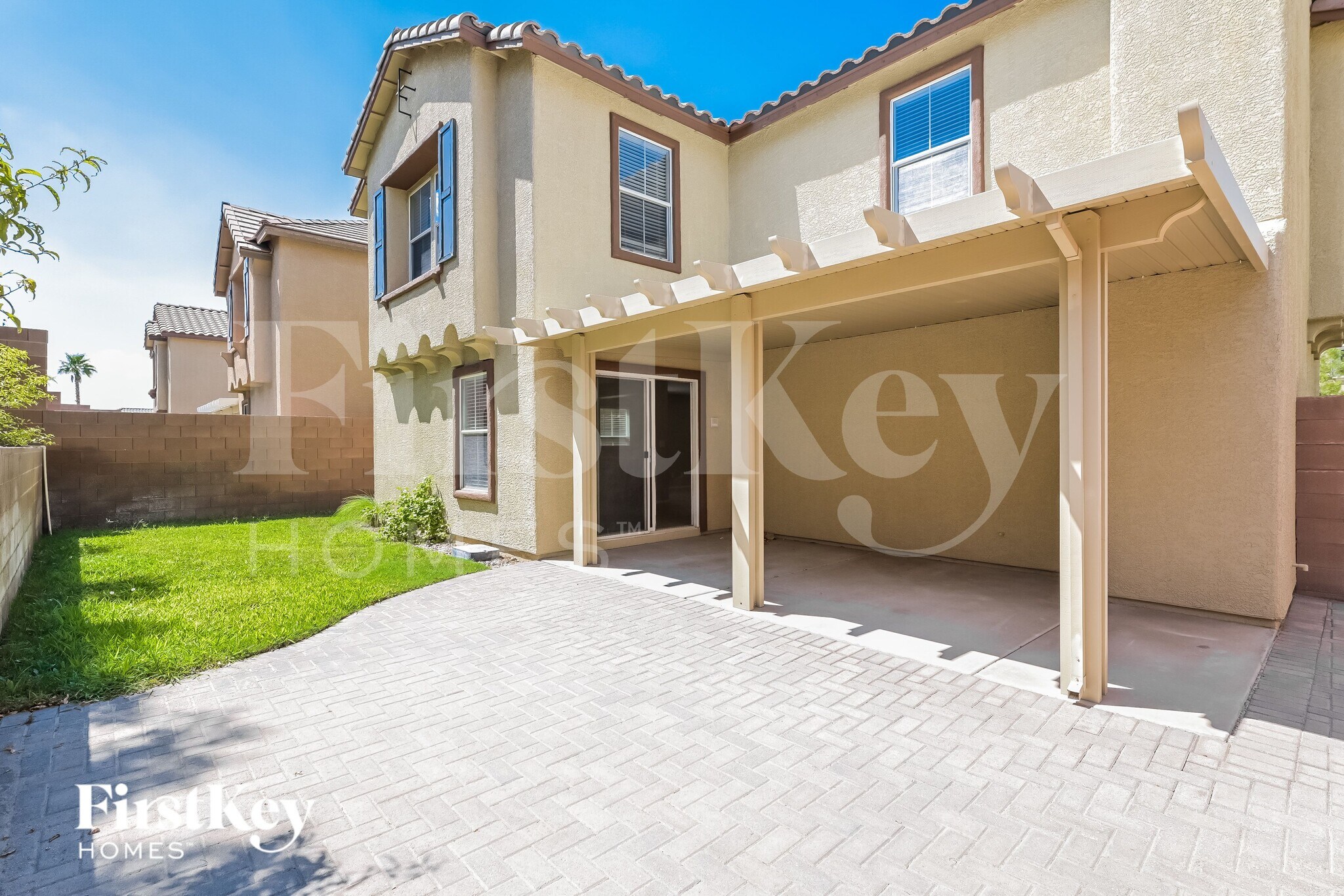 Building Photo - 987 Eureka Dunes Ave