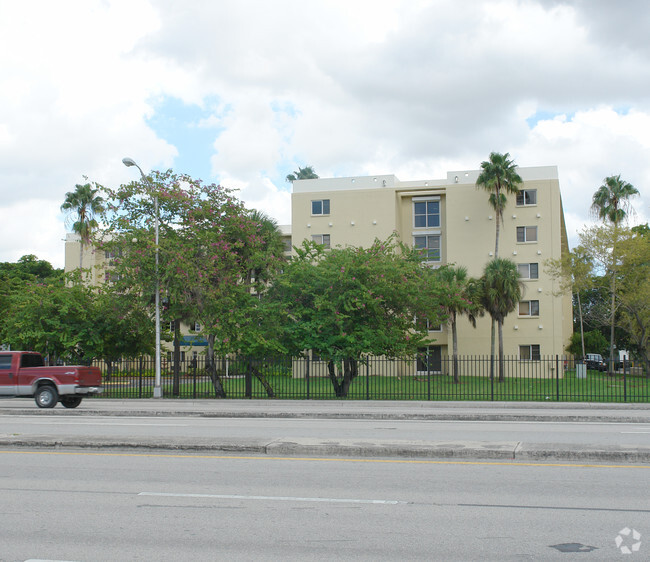 Primary Photo - Palmer House