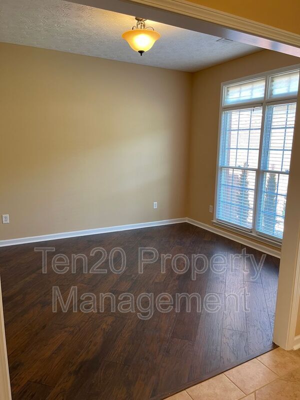 Building Photo - 817 Baycreek Ct