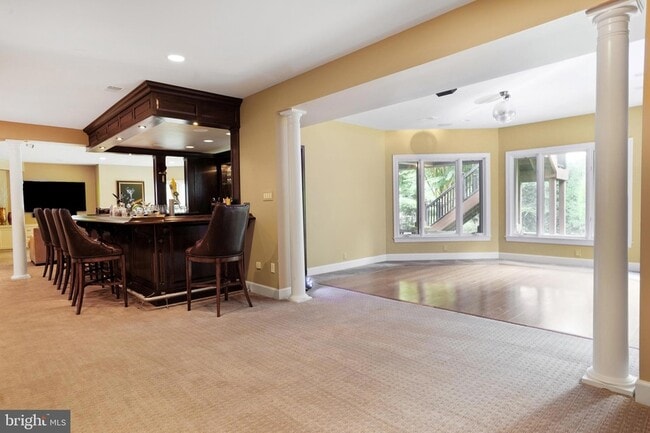 Building Photo - 9864 Walker Glen Ct