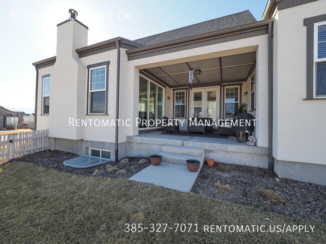 Building Photo - 10614 S Split Rock Dr