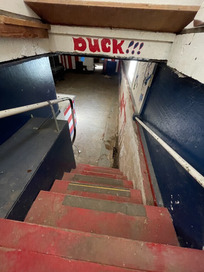 Building Photo - 1316 H St