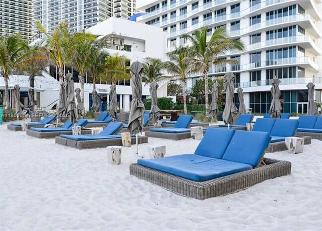 Building Photo - 4111 S Ocean Dr