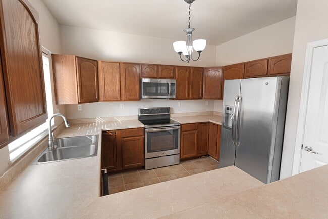 Building Photo - 9234 Red Fern Ln