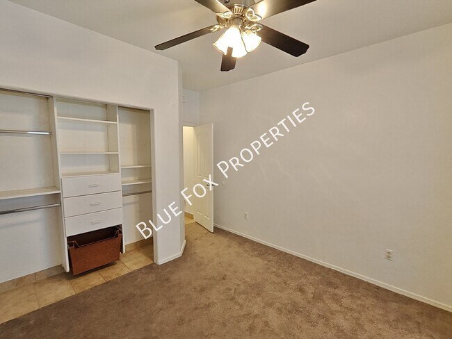 Building Photo - 5680 Shady Grove Dr