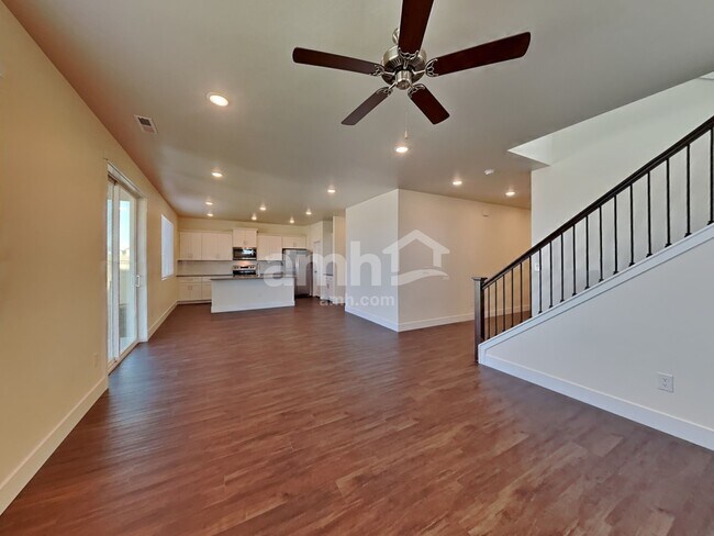 Building Photo - 1405 Alderleaf Ave