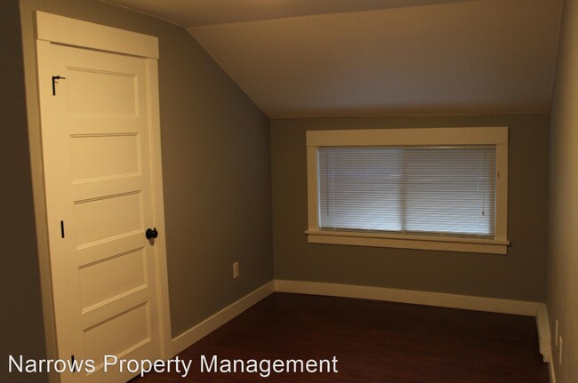 Building Photo - 3 br, 1 bath House - 725 4th Street NW - U...