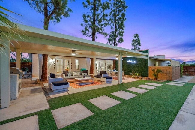 Building Photo - Casita Cerritos - Pool, Jacuzzi, and Pet Friendly! (Monthly Only - No Long Term)