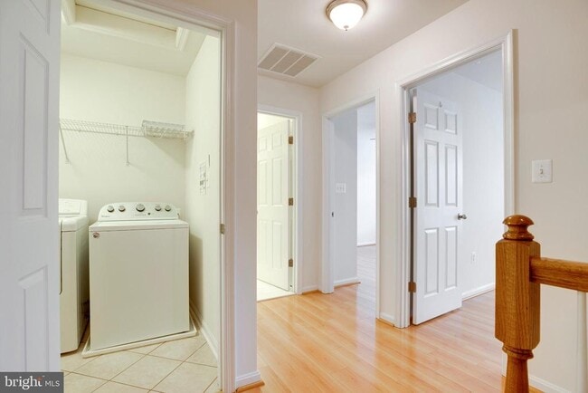 Building Photo - 8346 Leighlex Ct