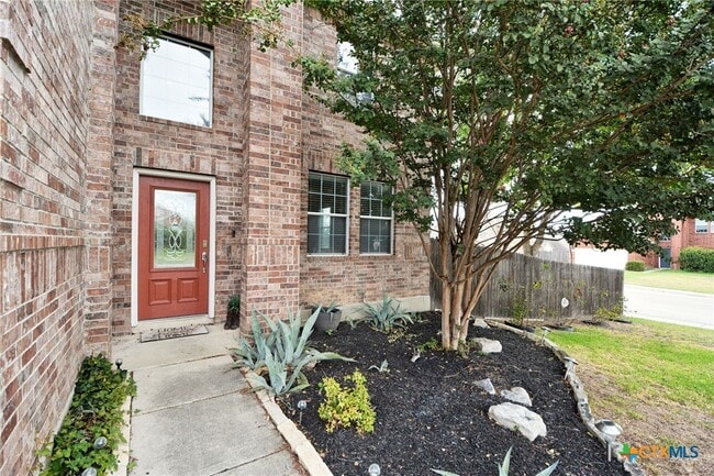 Building Photo - 2065 Dove Crossing Dr