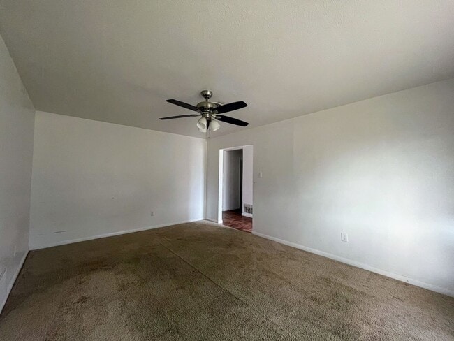 Building Photo - 603 Bucknell Ave