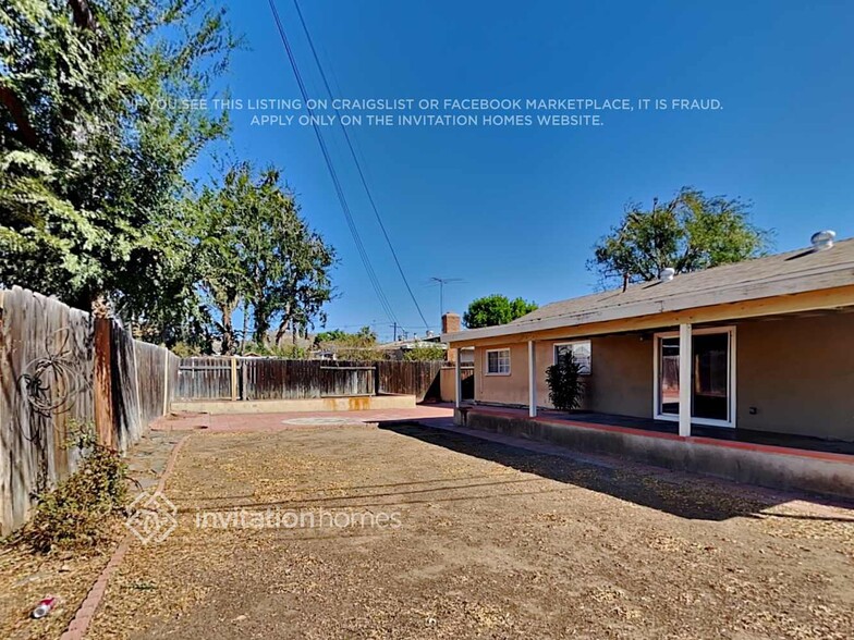 Building Photo - 10453 Bonita Ave