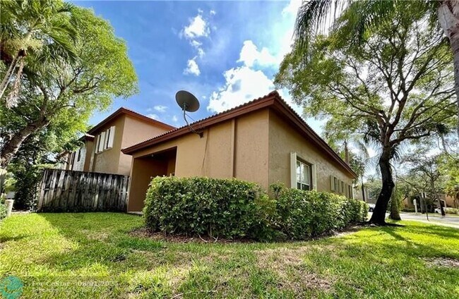 Building Photo - 16220 Emerald Cove Rd