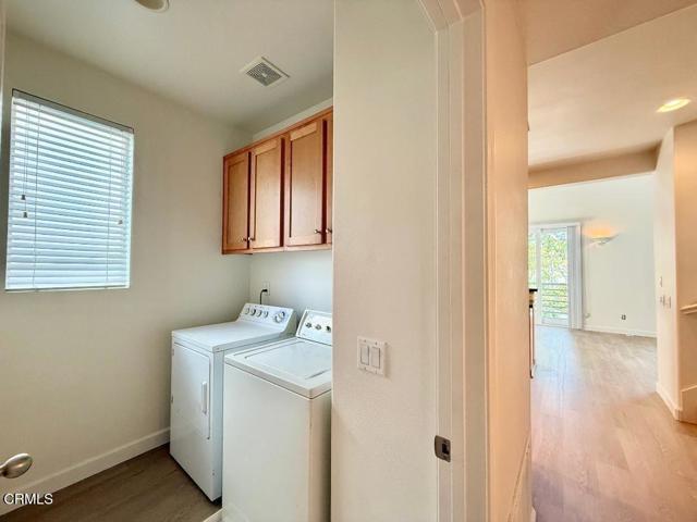 Building Photo - 533 E Port Hueneme Rd