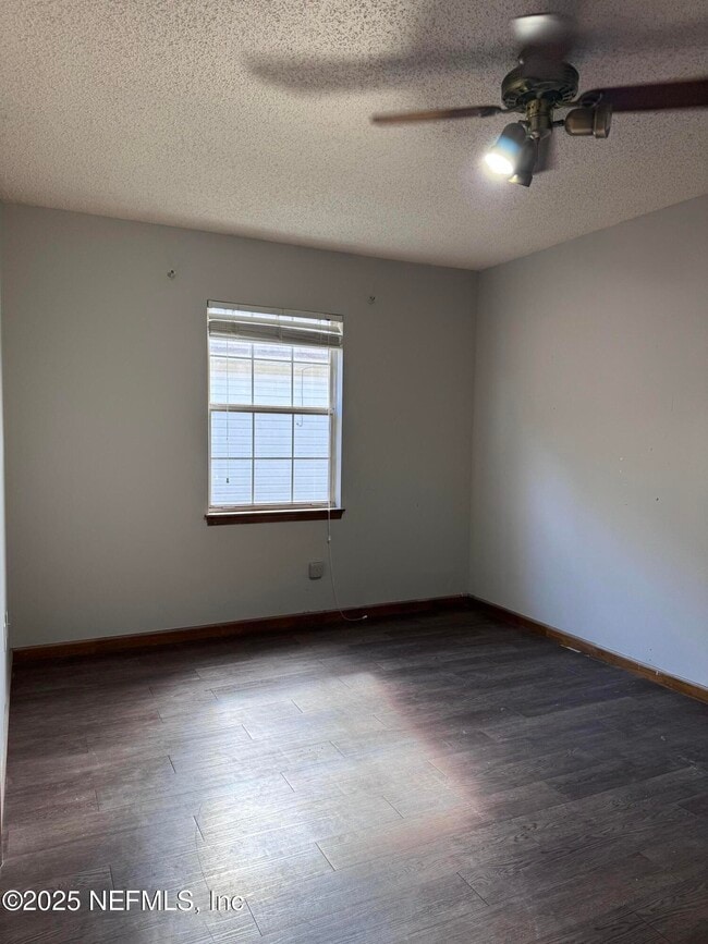 Building Photo - 403 Filmore Dr