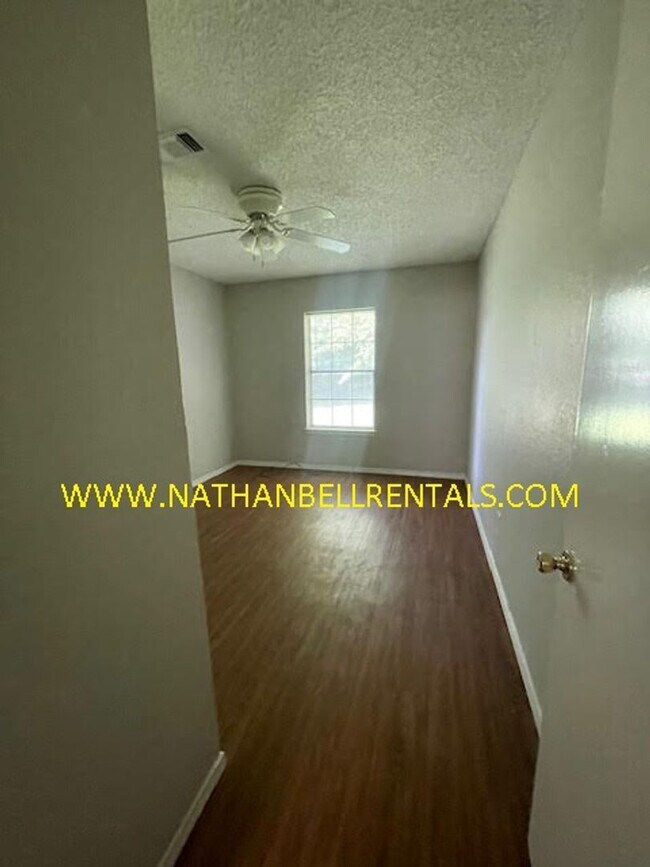 Building Photo - 2570 Culbertson St