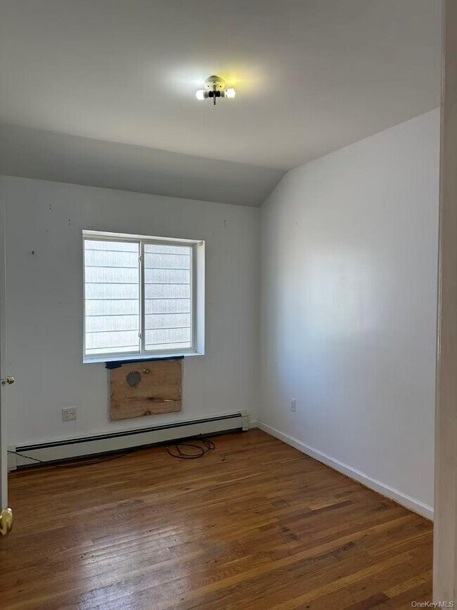 Building Photo - 20-18 121st St