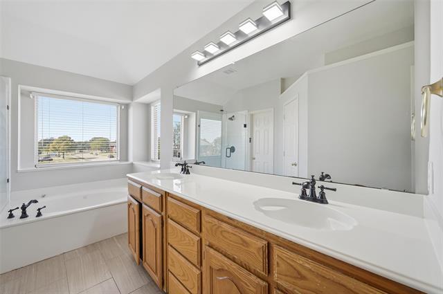 Building Photo - 1321 Kenshire Ct