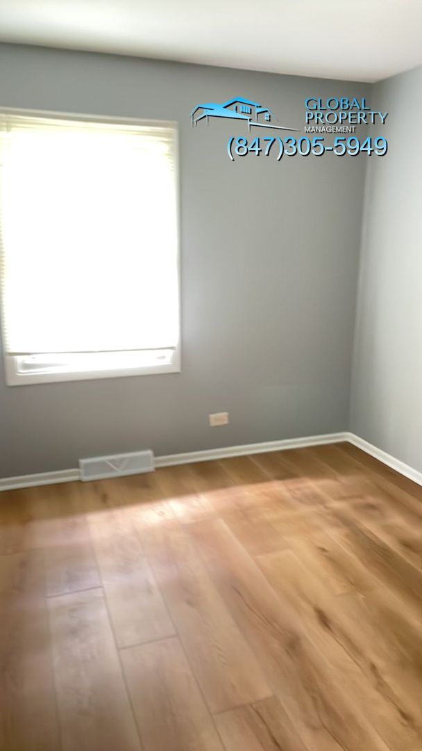 Building Photo - 3 Bedroom Home for Rent