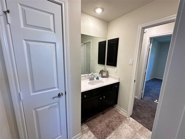 Building Photo - 7014 Limestone Cir