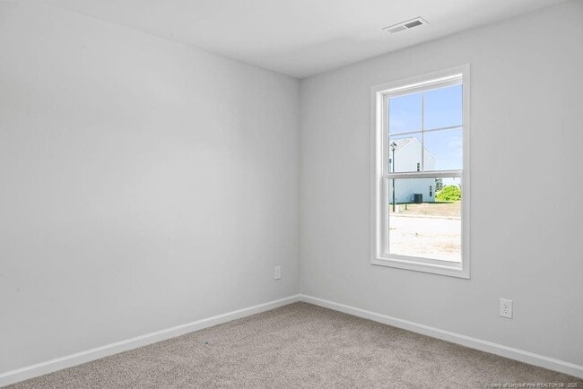 Building Photo - 814 Tori Dr
