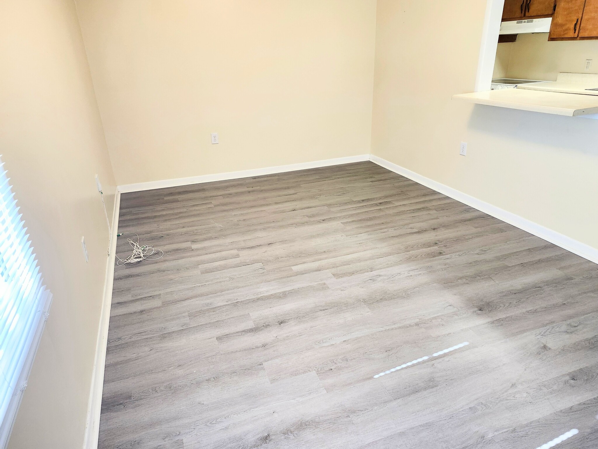 Living room - 5230 Beach Dr