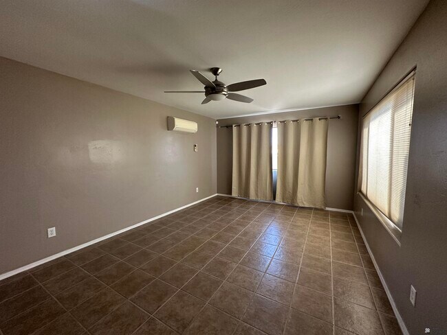 Building Photo - 4722 W 28th Pl