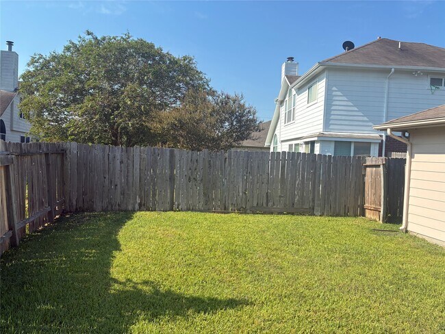 Building Photo - 8307 Solara Bend Ct