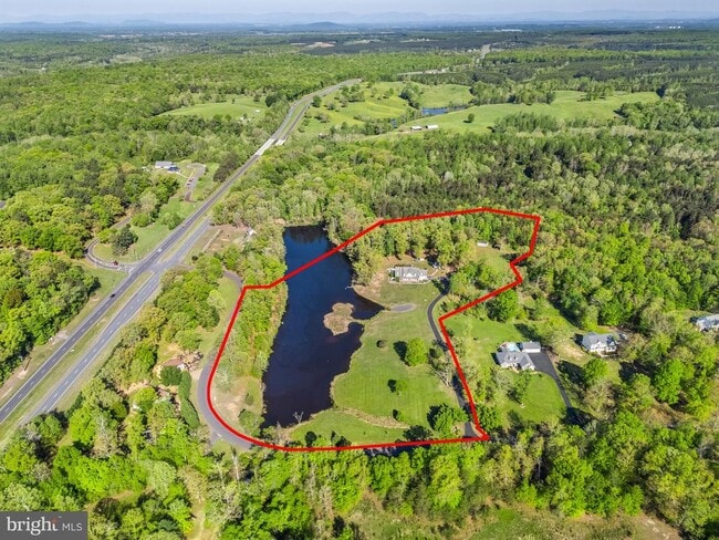 Building Photo - 2036 Spotswood Dr