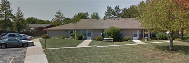 Building Photo - 208 Newman St