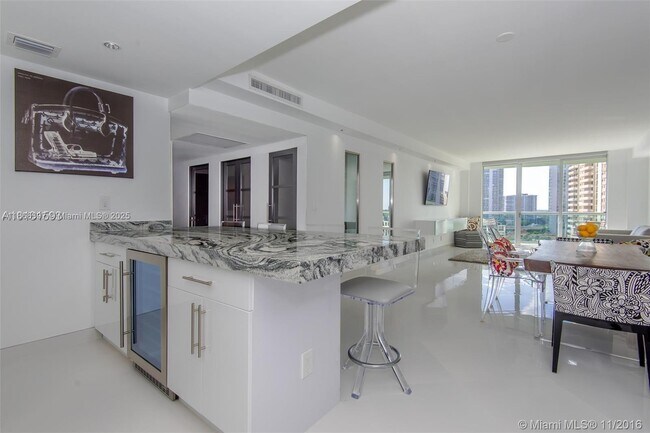 Building Photo - 19390 Collins Ave