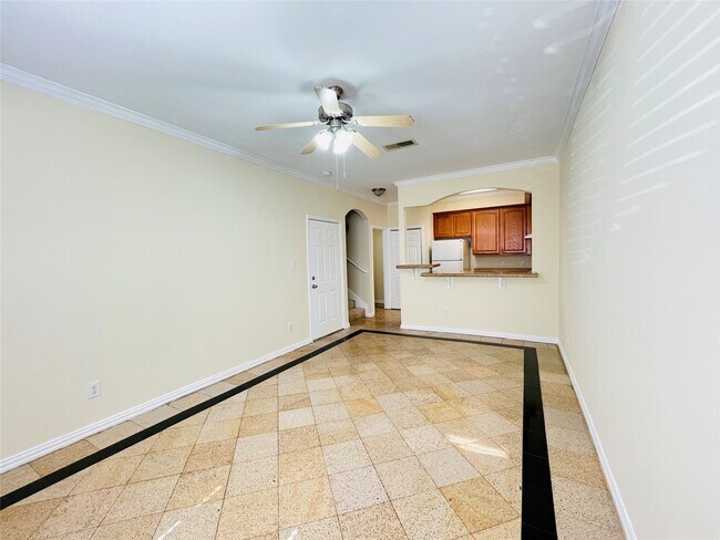 Building Photo - 9400 Bellaire Blvd