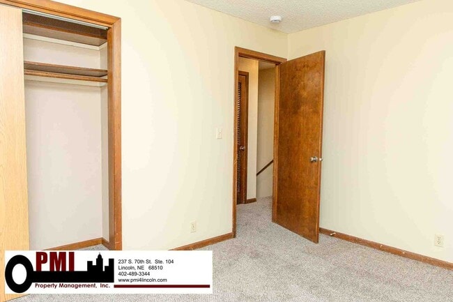 Building Photo - 3800/3802 Keith Cir