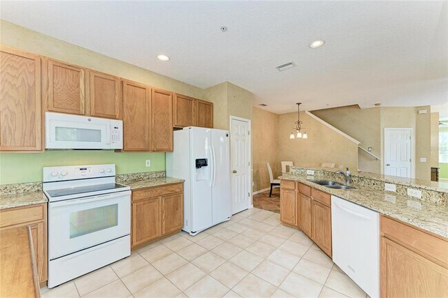 Building Photo - 3931 Yellowstone Cir