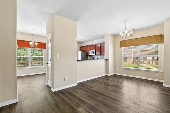 Building Photo - 771 Riverdance Dr