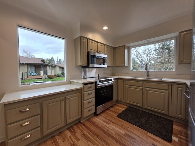 Building Photo - 963 Parkway Dr NW