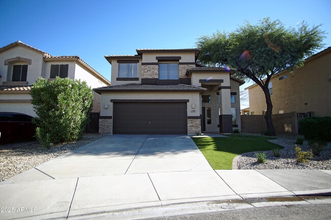 Primary Photo - 9343 W Quail Ave